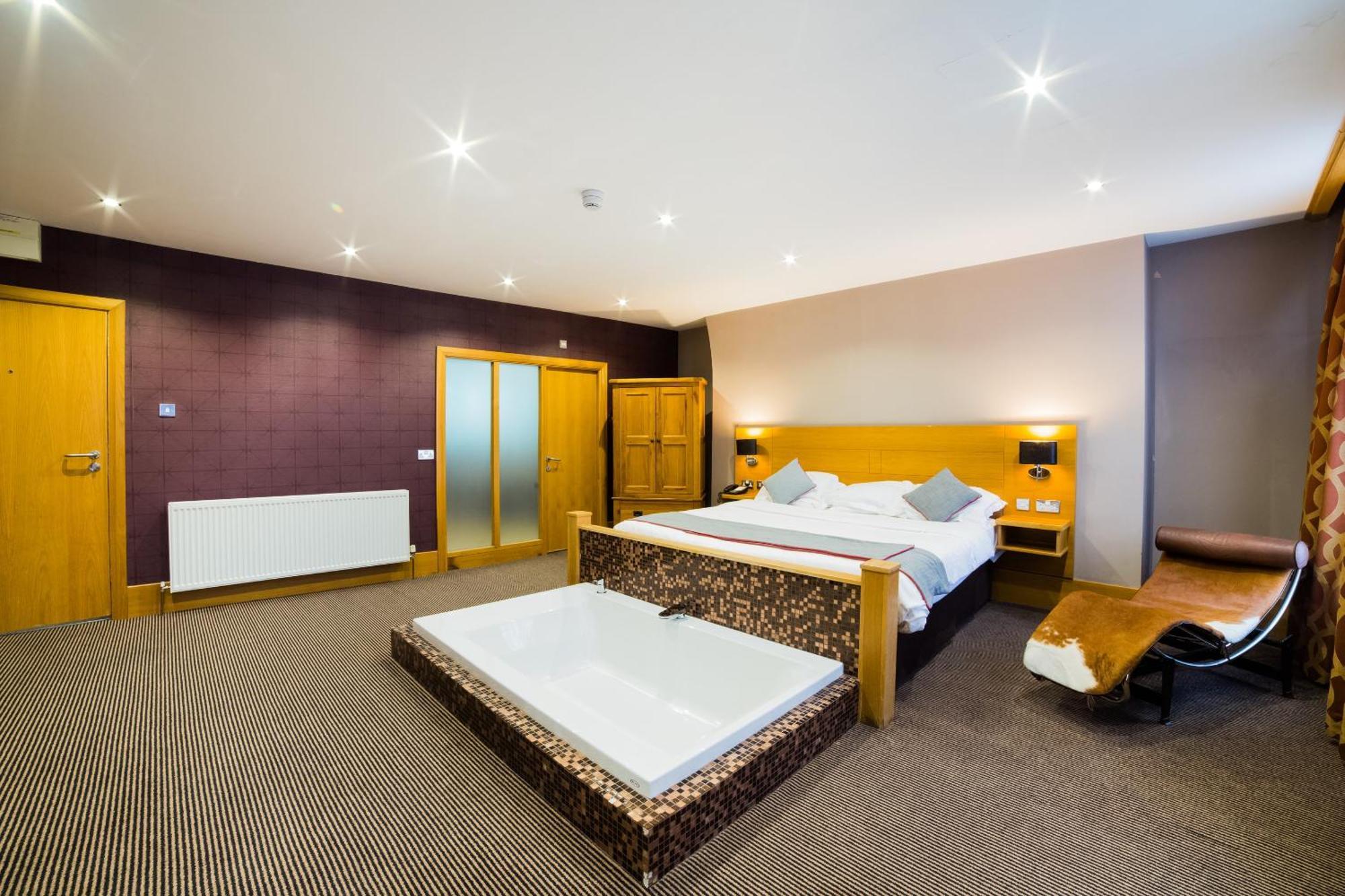 Oyo Imperial Hotel Barrow-in-Furness Exterior foto